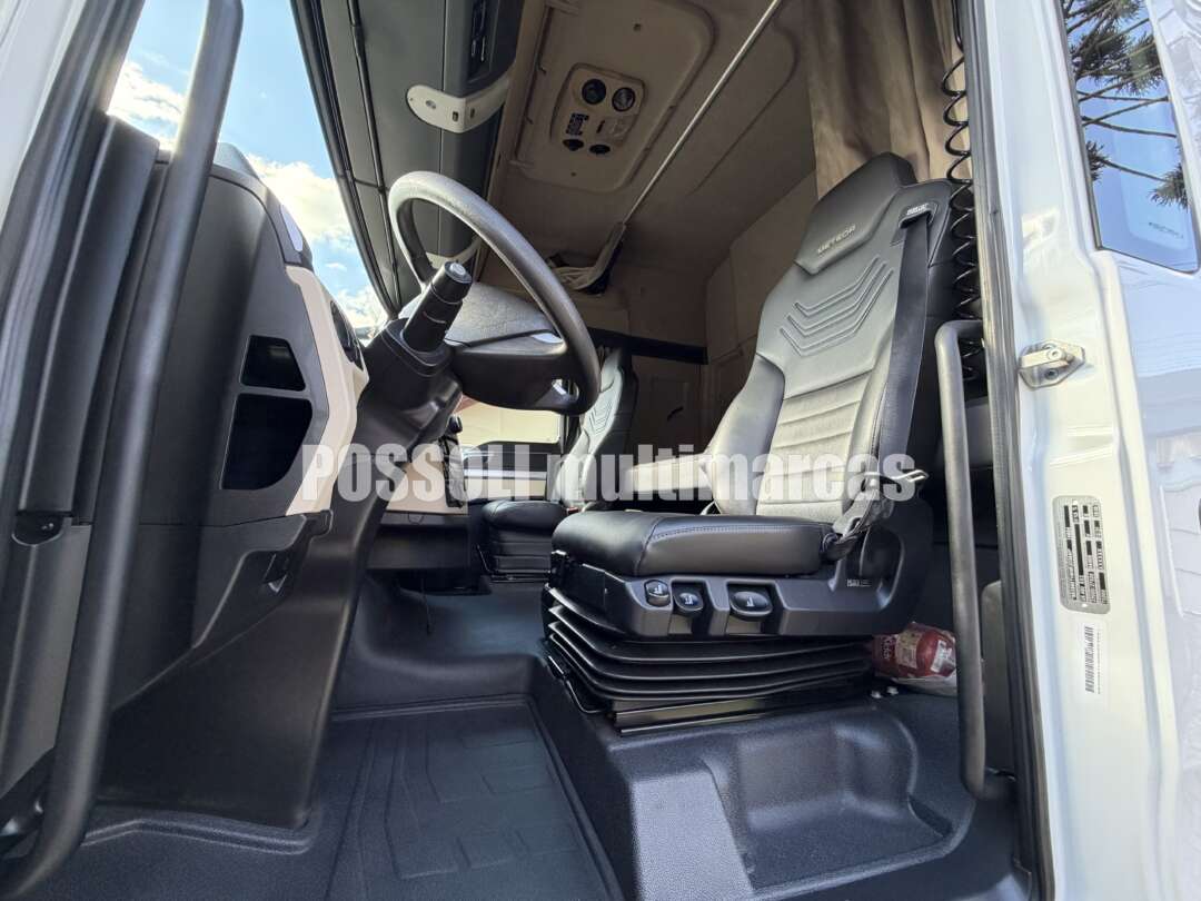 Caminhão VOLKSWAGEN METEOR 28460 Cavalo Mecânico ANO 2022 de Possoli Multimarcas no Paraná