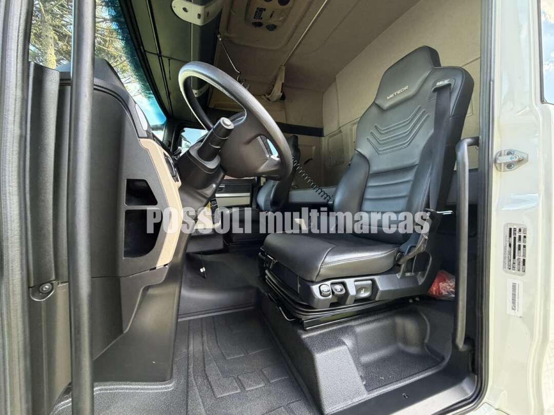 Caminhão VOLKSWAGEN METEOR 28460 Cavalo Mecânico ANO 2022 de Possoli Multimarcas no Paraná