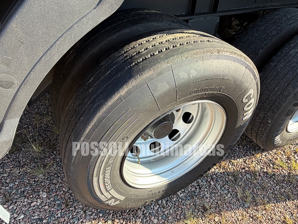 Carreta SEMI-REBOQUE BAU SIDER Truckvan ANO 2025 4 Eixos de Possoli Multimarcas no Paraná
