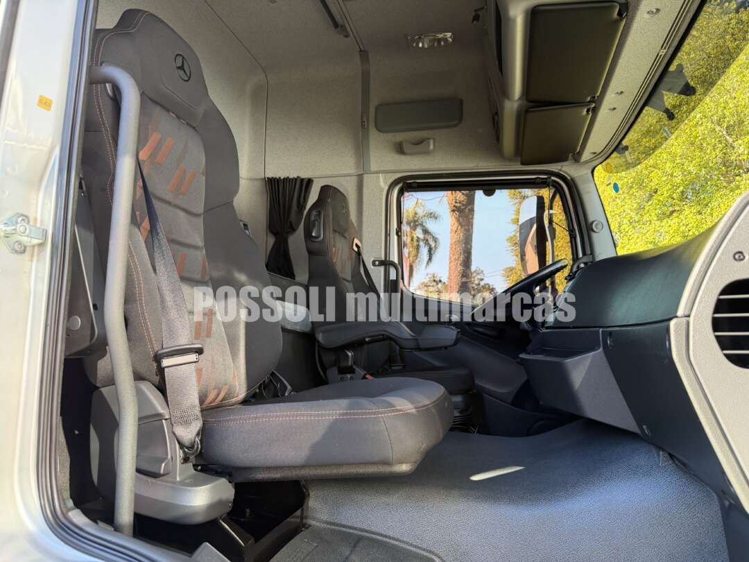 Caminhão MERCEDES BENZ MB 2544 Cavalo Mecânico ANO 2021 de Possoli Multimarcas no Paraná