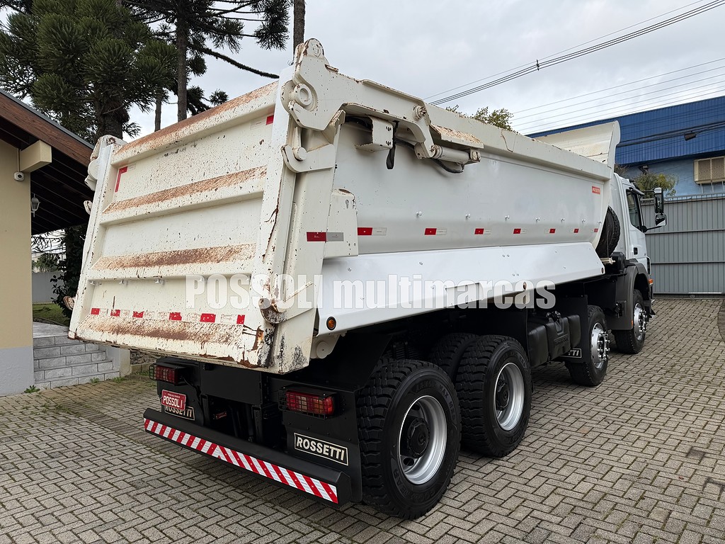 Caminhão MERCEDES BENZ MB 3131 Caçamba Basculante ANO 2022 de Possoli Multimarcas no Paraná