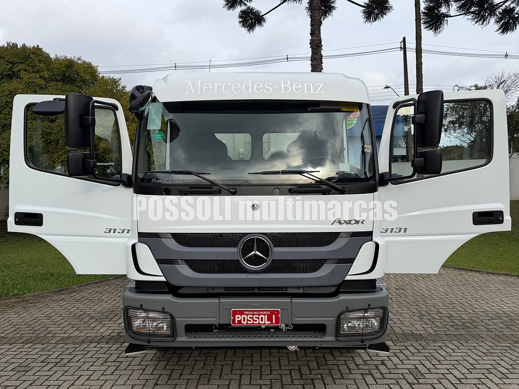 Caminhão MERCEDES BENZ MB 3131 Caçamba Basculante ANO 2022 de Possoli Multimarcas no Paraná