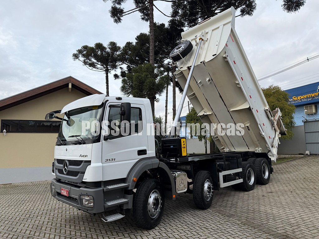 Caminhão MERCEDES BENZ MB 3131 Caçamba Basculante ANO 2022 de Possoli Multimarcas no Paraná