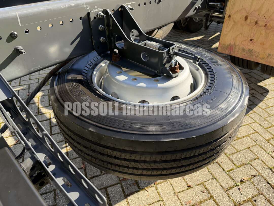 Caminhão VOLVO VM 290 MAX Chassis ANO 2024 de Possoli Multimarcas no Paraná
