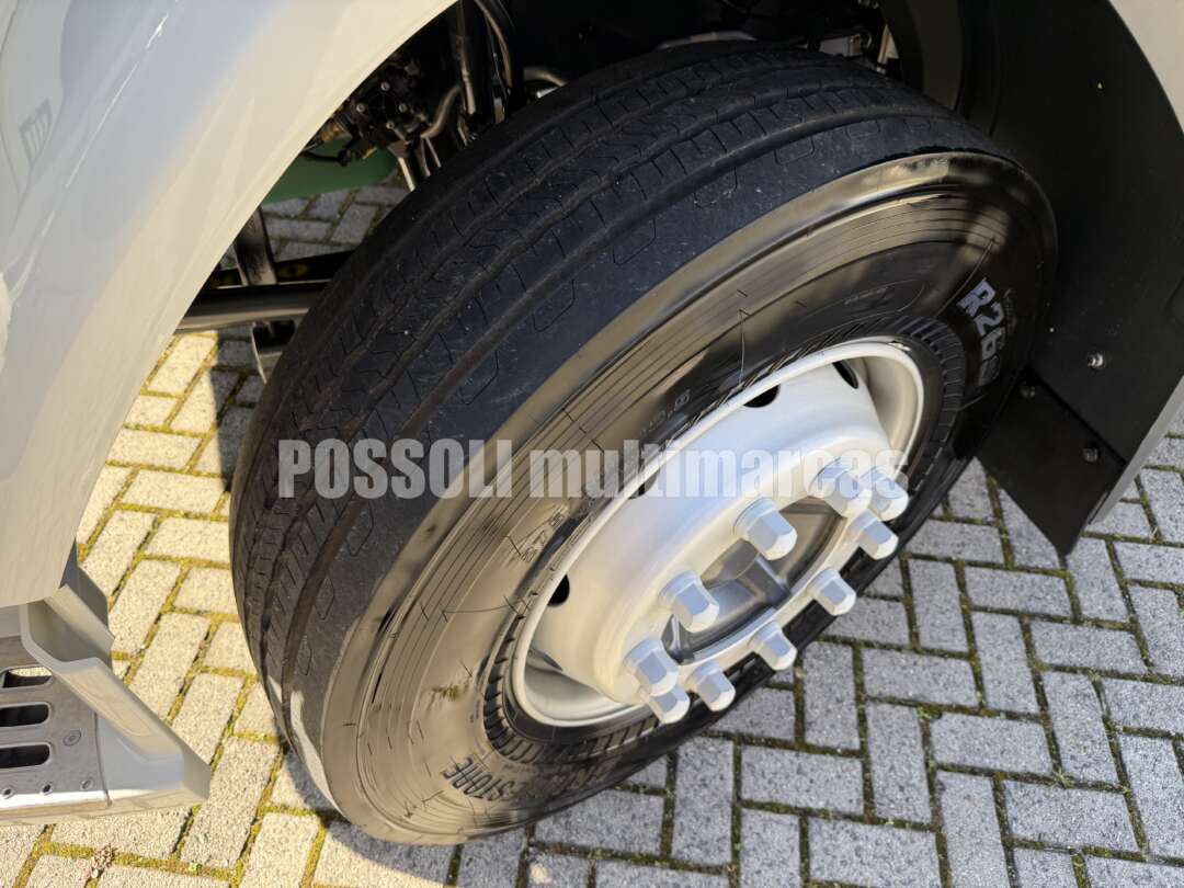 Caminhão VOLVO VM 290 MAX Chassis ANO 2024 de Possoli Multimarcas no Paraná