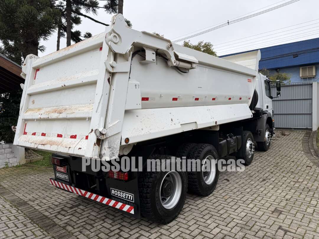 Caminhão MERCEDES BENZ MB 3131 Caçamba Basculante ANO 2022 de Possoli Multimarcas no Paraná