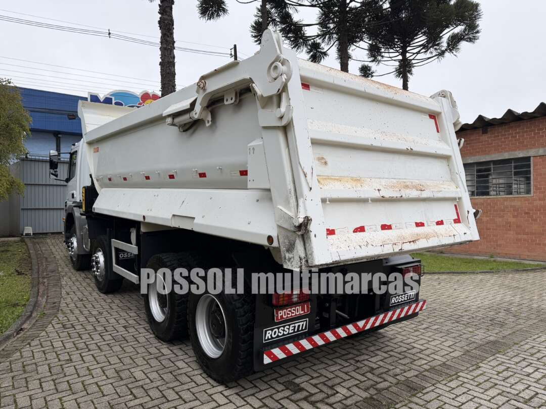 Caminhão MERCEDES BENZ MB 3131 Caçamba Basculante ANO 2022 de Possoli Multimarcas no Paraná