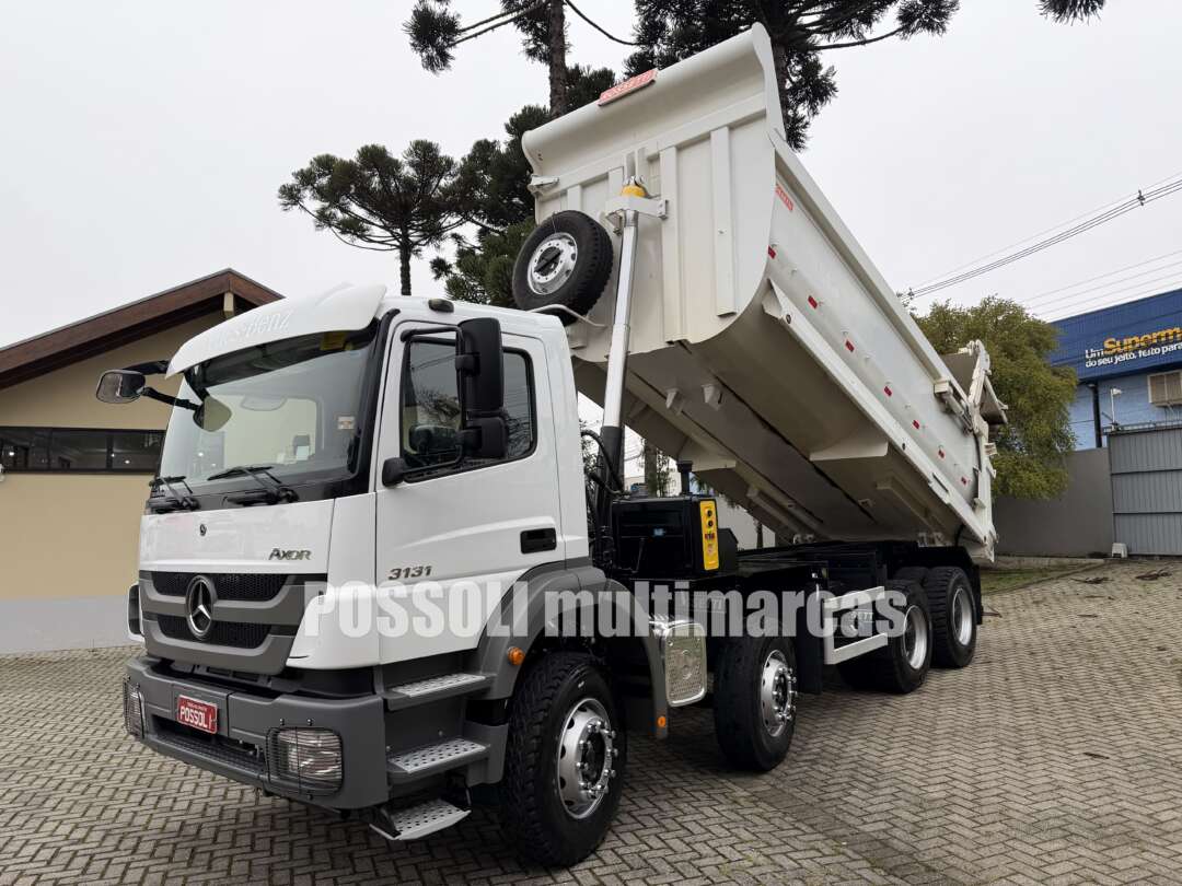 Caminhão MERCEDES BENZ MB 3131 Caçamba Basculante ANO 2022 de Possoli Multimarcas no Paraná