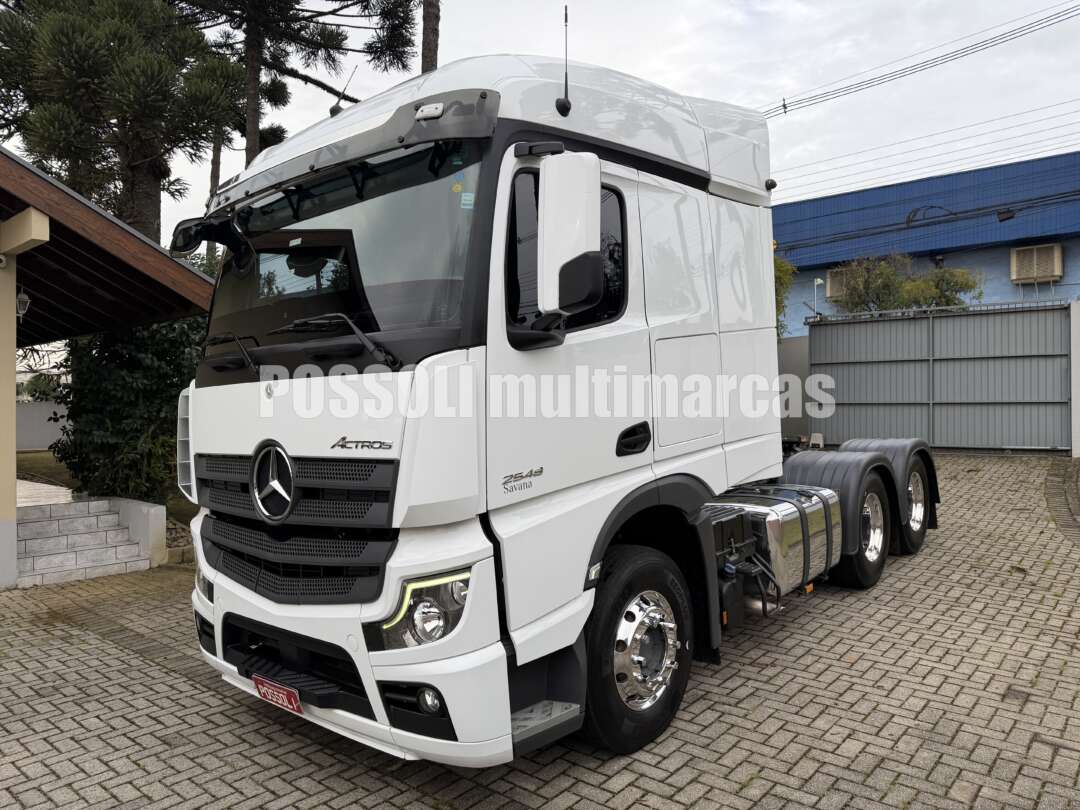 Caminhão MERCEDES BENZ MB 2548 Cavalo Mecânico ANO 2022 de Possoli Multimarcas no Paraná
