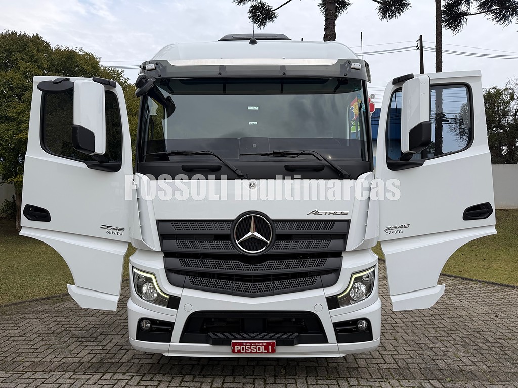Caminhão MERCEDES BENZ MB 2548 Cavalo Mecânico ANO 2022 de Possoli Multimarcas no Paraná