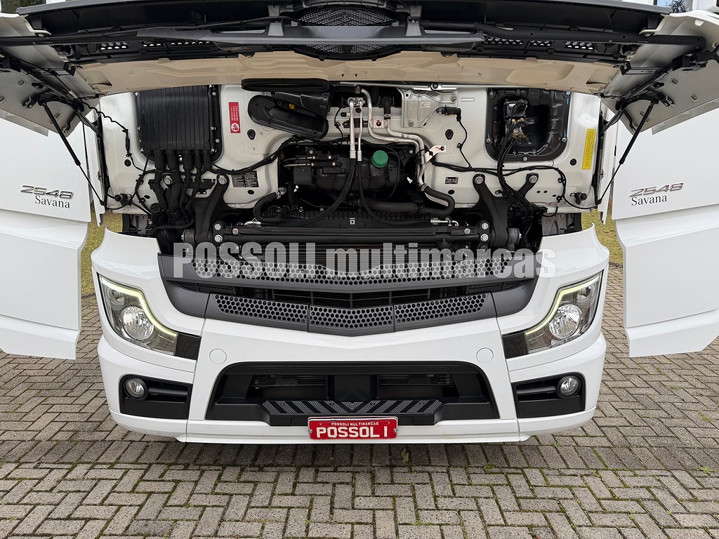 Caminhão MERCEDES BENZ MB 2548 Cavalo Mecânico ANO 2022 de Possoli Multimarcas no Paraná