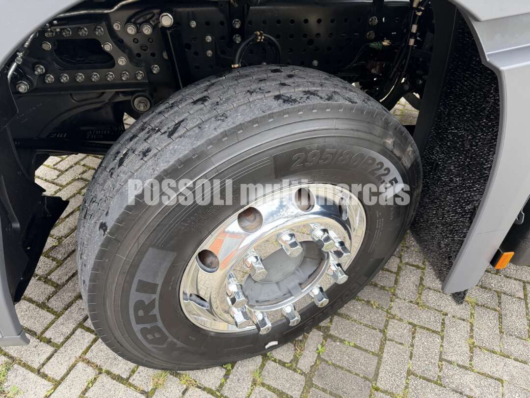 Caminhão MERCEDES BENZ MB 2548 Cavalo Mecânico ANO 2022 de Possoli Multimarcas no Paraná