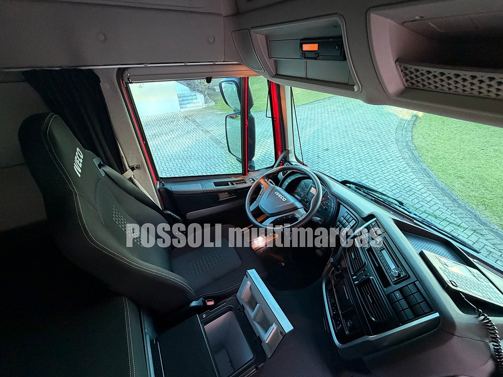 Caminhão IVECO HI WAY 440 Cavalo Mecânico ANO 2019 de Possoli Multimarcas no Paraná