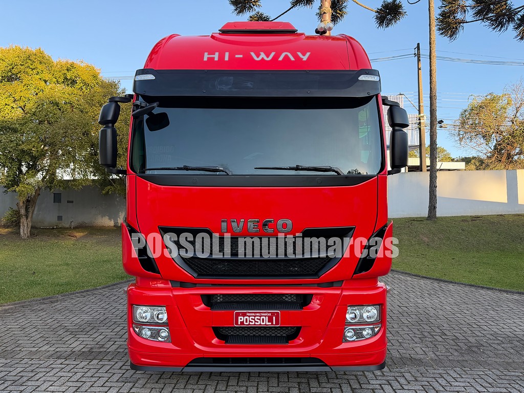 Caminhão IVECO HI WAY 440 Cavalo Mecânico ANO 2019 de Possoli Multimarcas no Paraná