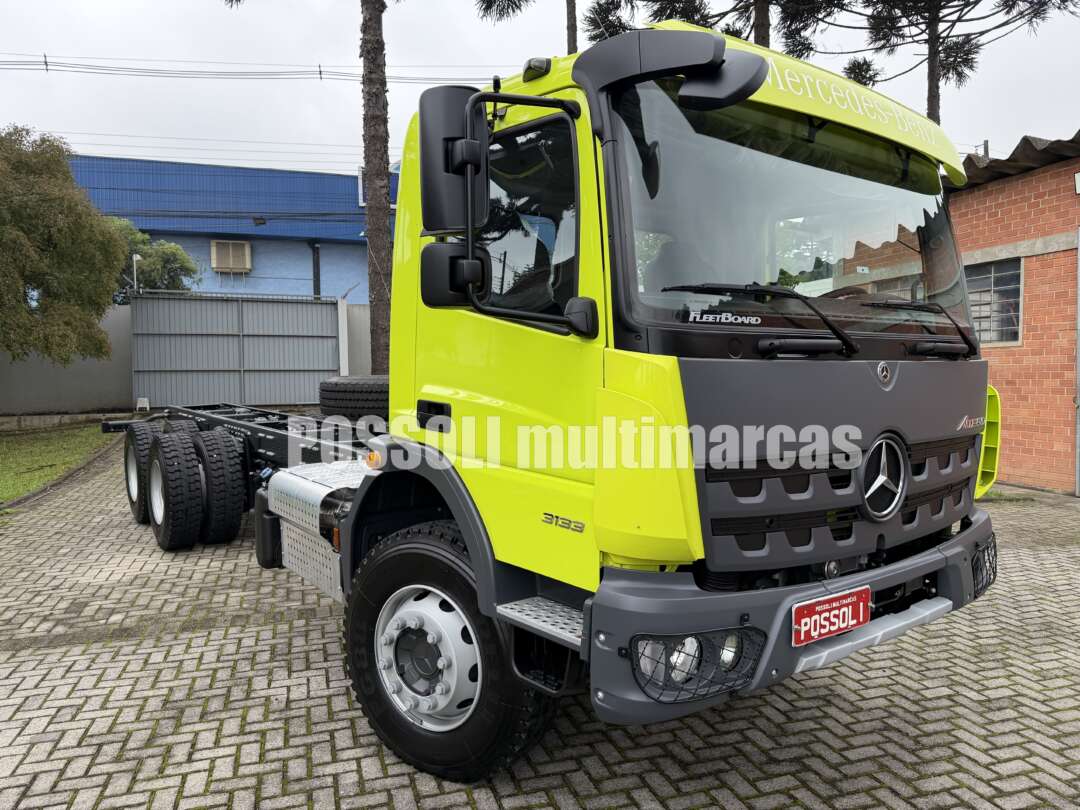 Caminhão MERCEDES BENZ MB 3133 Chassis ANO 2025 de Possoli Multimarcas no Paraná