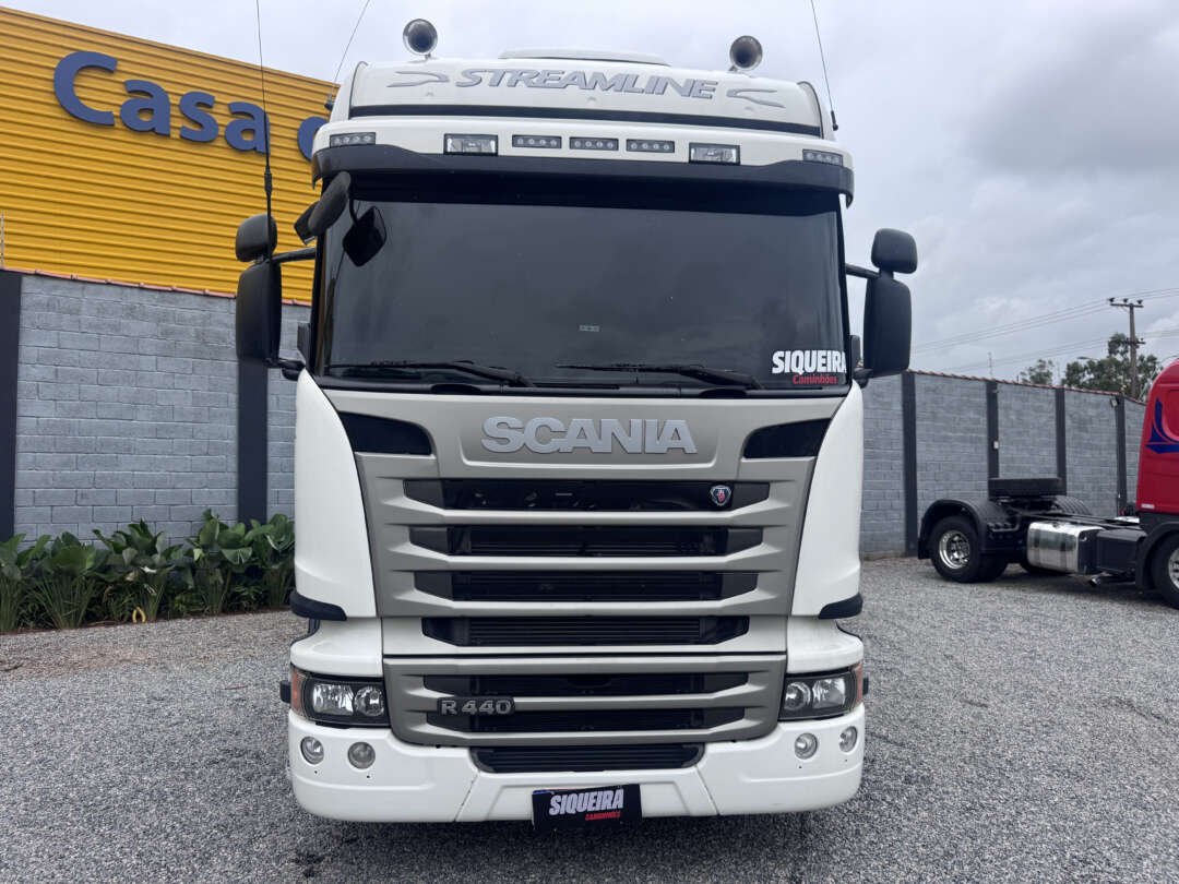 Caminhão SCANIA 440 Cavalo Mecânico ANO 2019 de Siqueira Caminhões em São Paulo