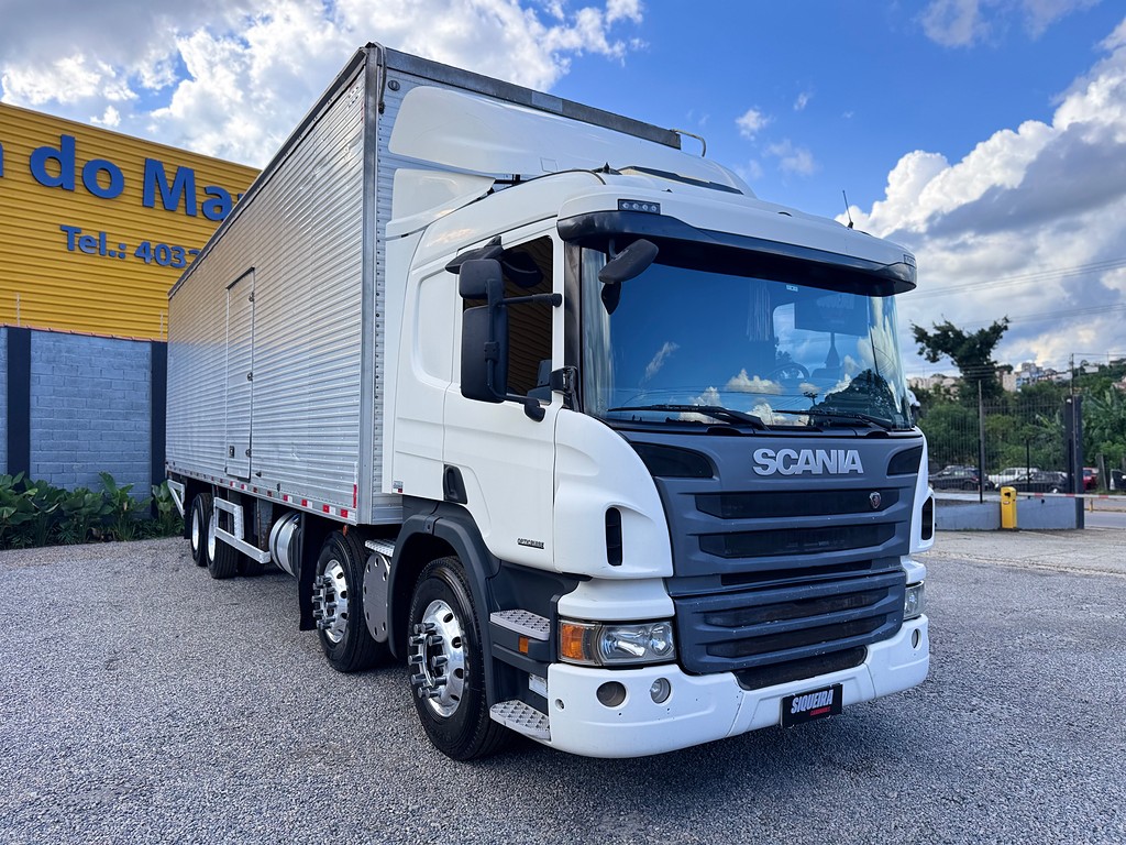 Caminhão SCANIA P310 Baú Furgão ANO 2016 de Siqueira Caminhões em São Paulo