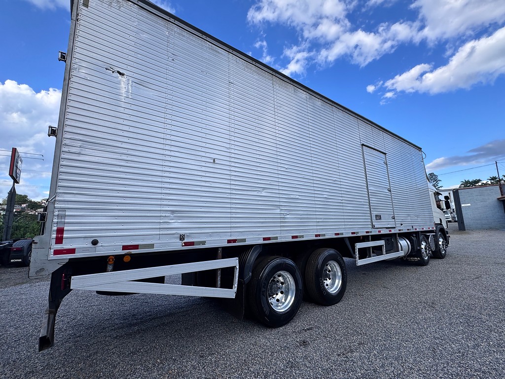 Caminhão SCANIA P310 Baú Furgão ANO 2016 de Siqueira Caminhões em São Paulo