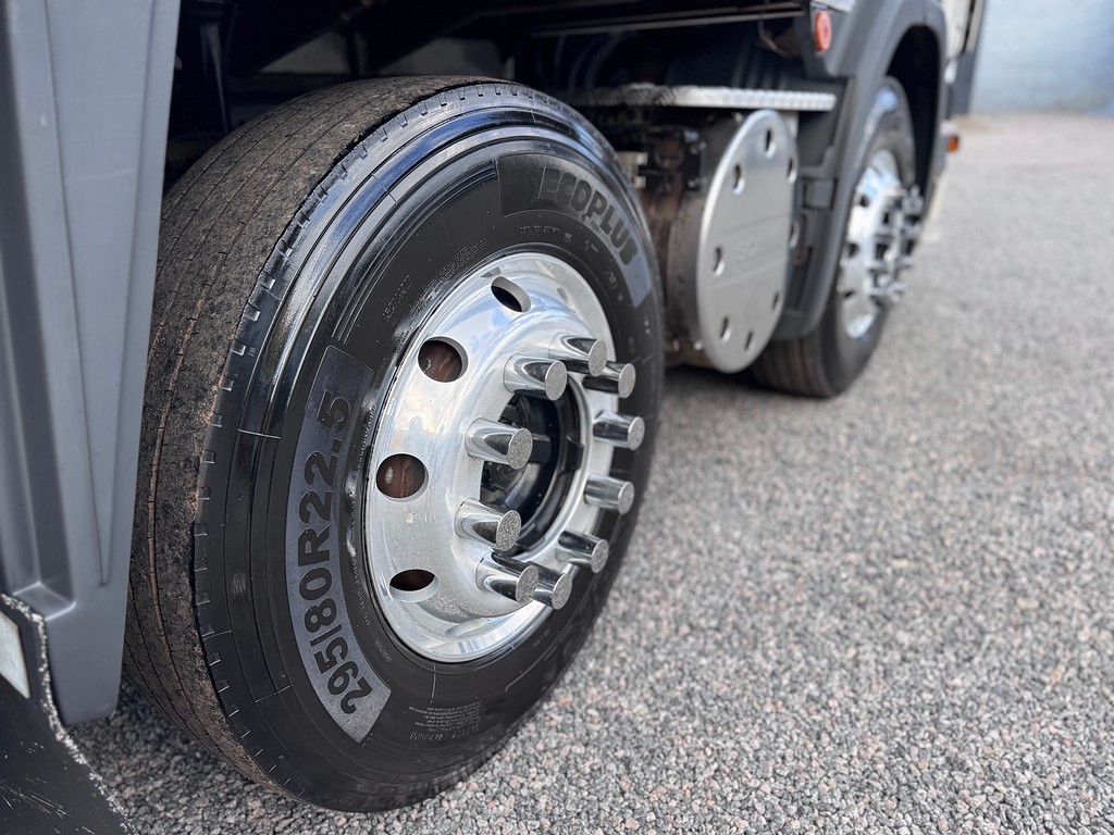 Caminhão SCANIA P310 Baú Furgão ANO 2016 de Siqueira Caminhões em São Paulo