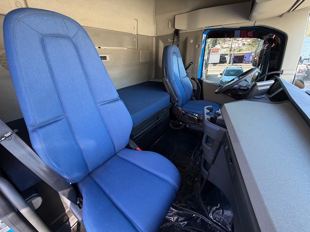 Caminhão VOLVO FH 540 Cavalo Mecânico ANO 2024 de Siqueira Caminhões em São Paulo