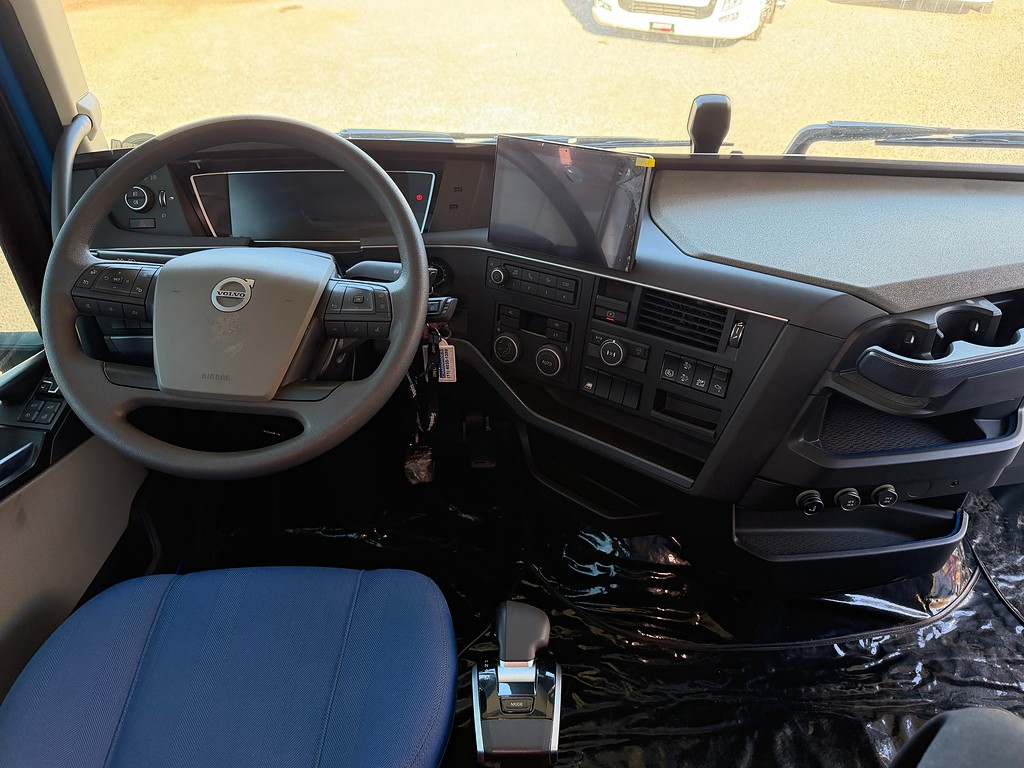 Caminhão VOLVO FH 540 Cavalo Mecânico ANO 2024 de Siqueira Caminhões em São Paulo