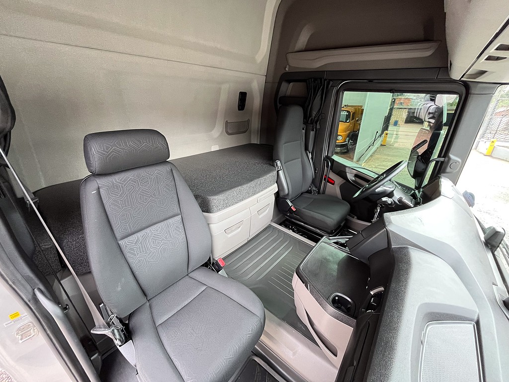 Caminhão SCANIA R-450 ANO 2023 de Siqueira Caminhões em São Paulo