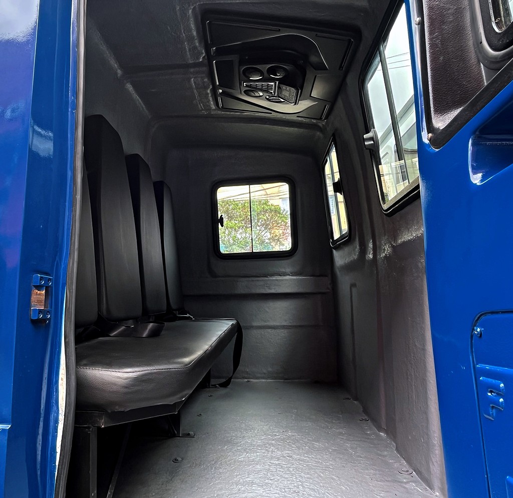 Caminhão VOLKSWAGEN VW 11180 Plataforma Guincho ANO 2023 de Mauloni Veiculos no Paraná