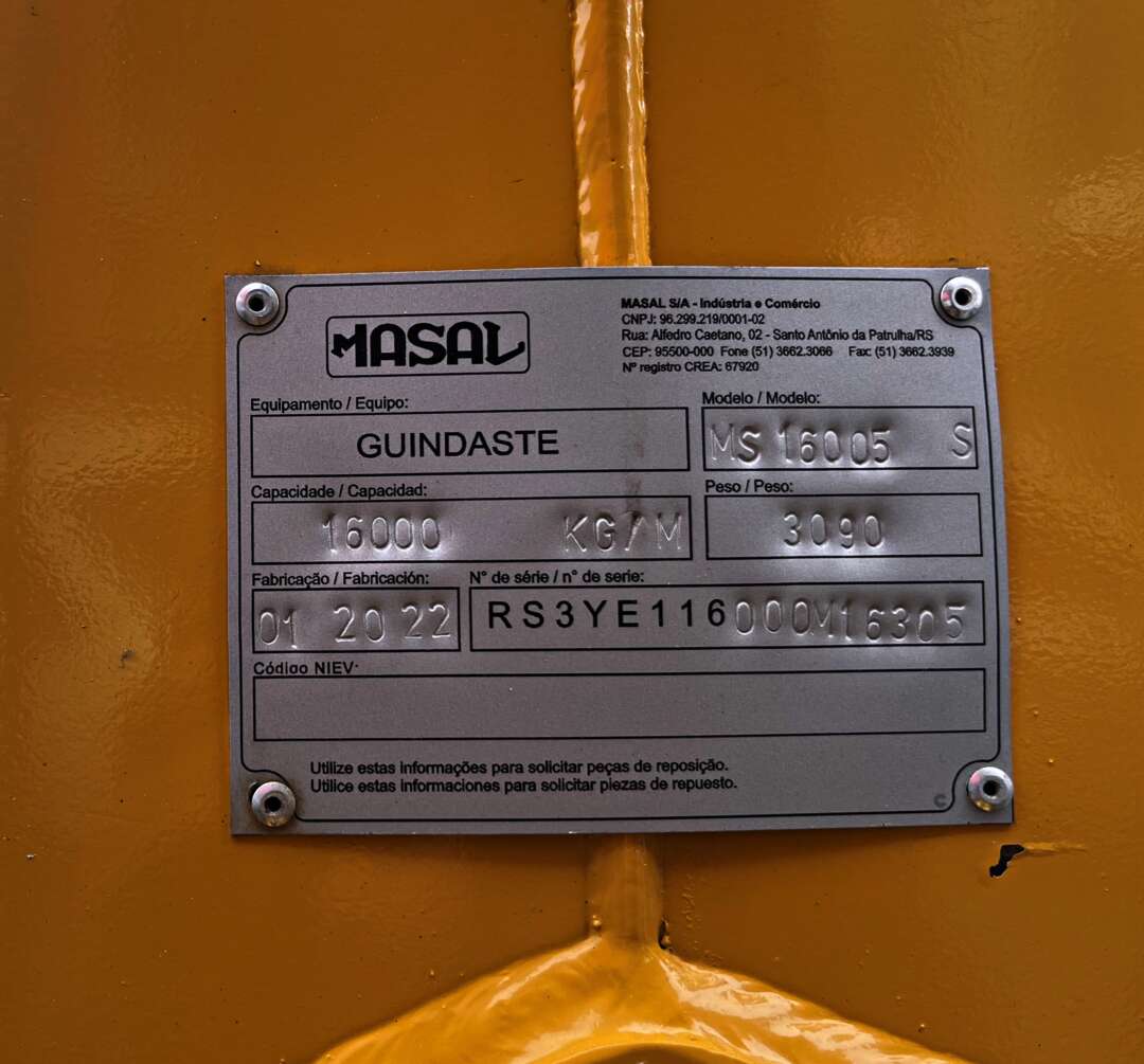 Caminhão MERCEDES BENZ MB 1419 Guincho Munck ANO 2021 de Mauloni Veiculos no Paraná