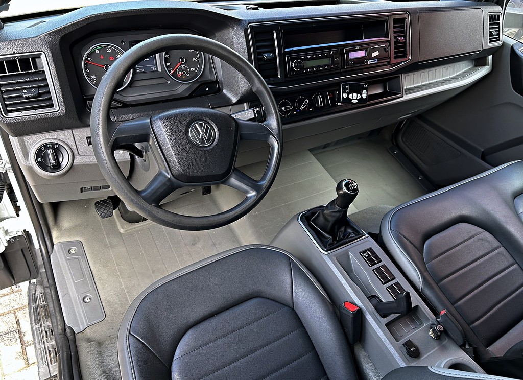 Caminhão VOLKSWAGEN VW 11180 Baú Frigorífico ANO 2024 de Mauloni Veiculos no Paraná