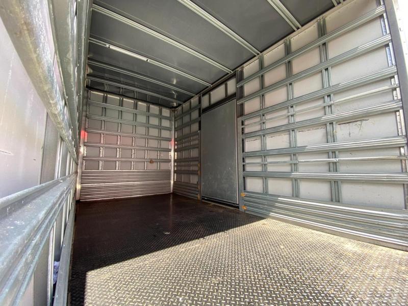 Caminhão IVECO DAILY 35-160 Baú Furgão ANO 2025 de Mauloni Veiculos no Paraná
