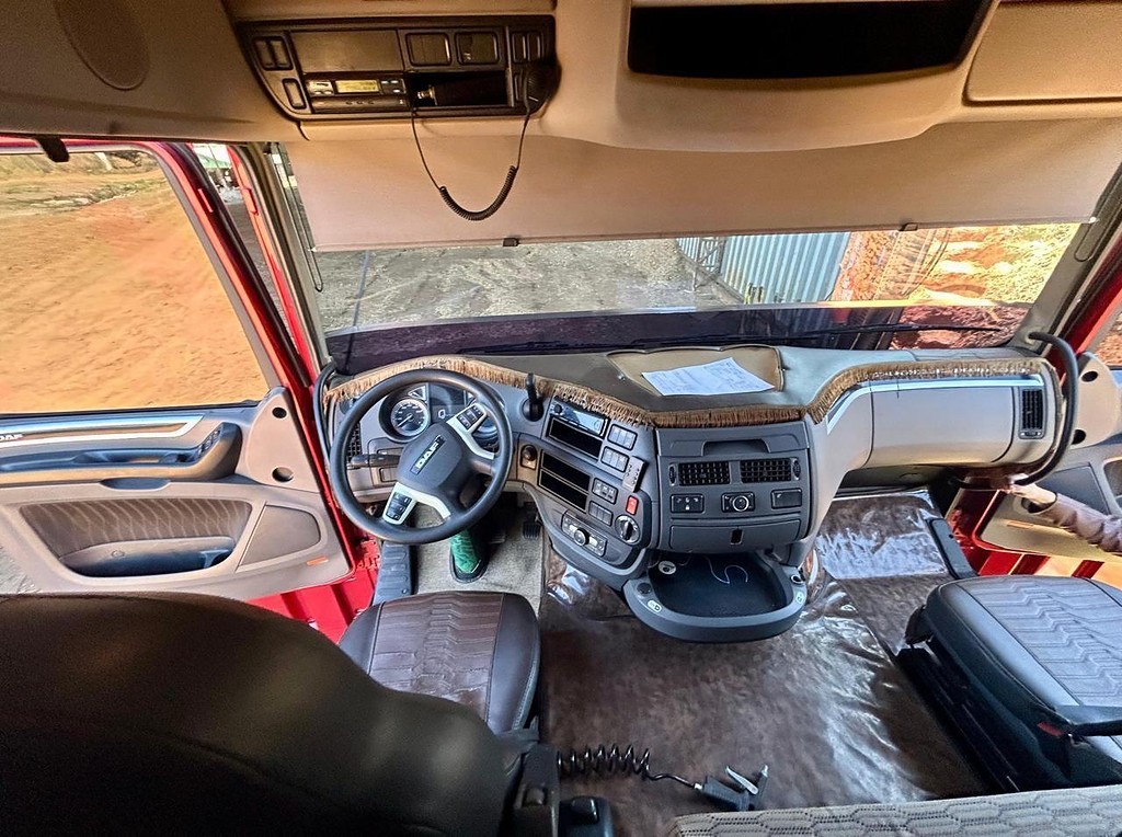 Caminhão DAF XF 530 Cavalo Mecânico ANO 2022 de Venda Truck Anuncios Itapeva SP em São Paulo