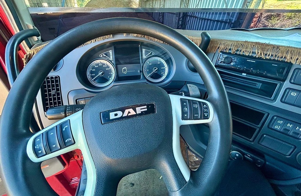 Caminhão DAF XF 530 Cavalo Mecânico ANO 2022 de Venda Truck Anuncios Itapeva SP em São Paulo