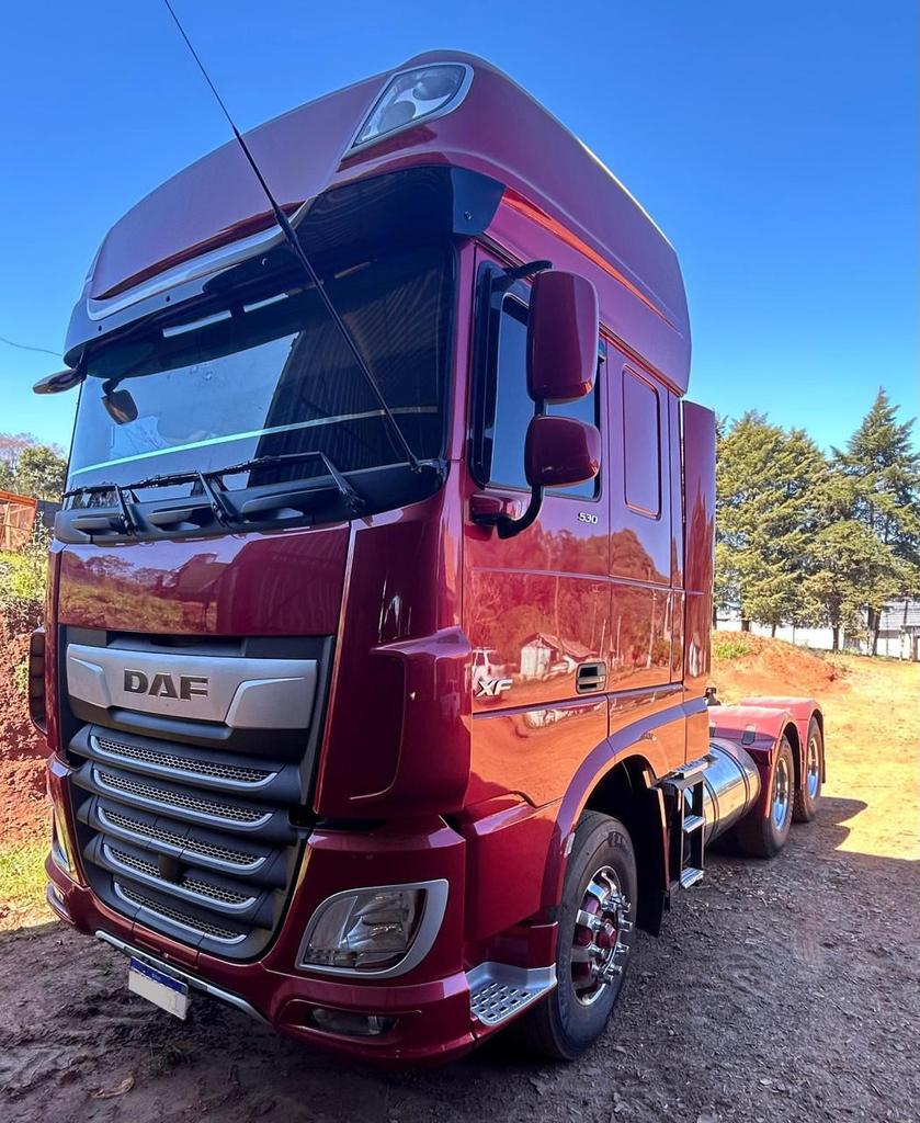 Caminhão DAF XF 530 Cavalo Mecânico ANO 2022 de Venda Truck Anuncios Itapeva SP em São Paulo