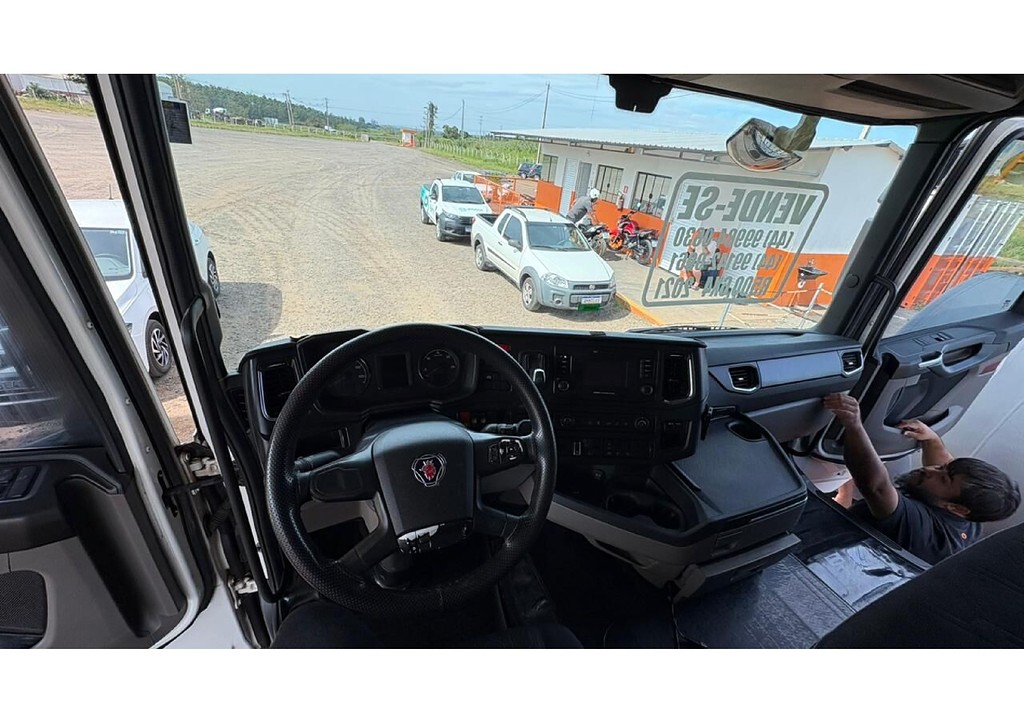 Caminhão SCANIA 500 Cavalo Mecânico ANO 2020 de Art Transportes Rodoviários LTDA no Paraná