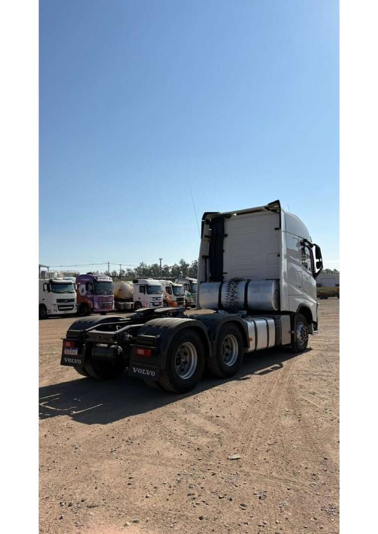 Caminhão VOLVO FH 540 Cavalo Mecânico ANO 2020 de Art Transportes Rodoviários LTDA no Paraná