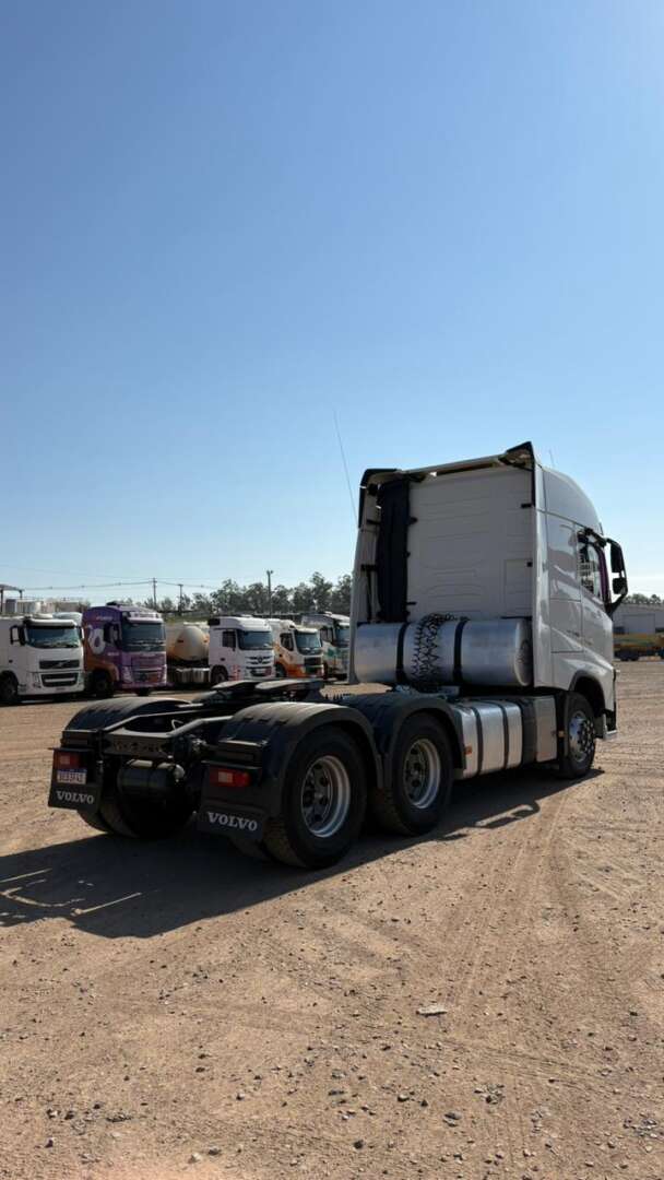 Caminhão VOLVO FH 540 Cavalo Mecânico ANO 2020 de Art Transportes Rodoviários LTDA no Paraná