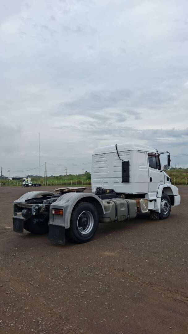 Caminhão MERCEDES BENZ MB 1635 Cavalo Mecânico ANO 2020 de Art Transportes Rodoviários LTDA no Paraná