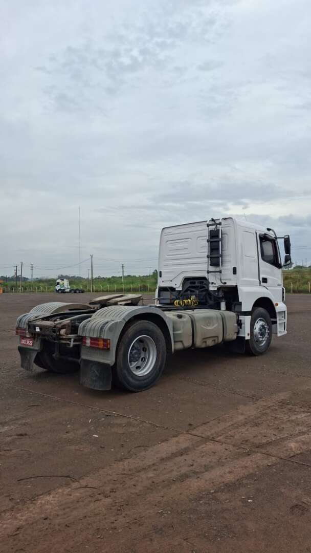 Caminhão MERCEDES BENZ MB 1933 Cavalo Mecânico ANO 2013 de Art Transportes Rodoviários LTDA no Paraná