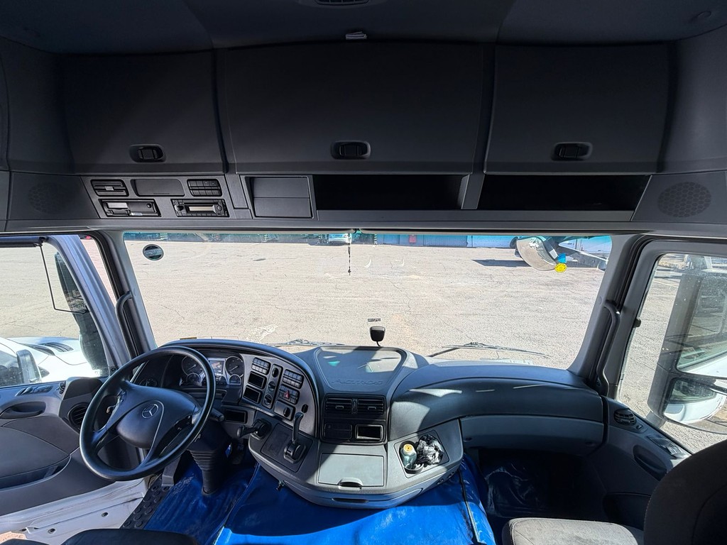 Caminhão MERCEDES BENZ MB 2651 Chassis ANO 2020 de De Nigris em São Paulo