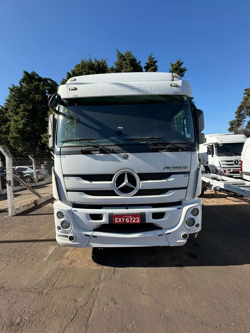 Caminhão MERCEDES BENZ MB 2651 Chassis ANO 2020 de De Nigris em São Paulo