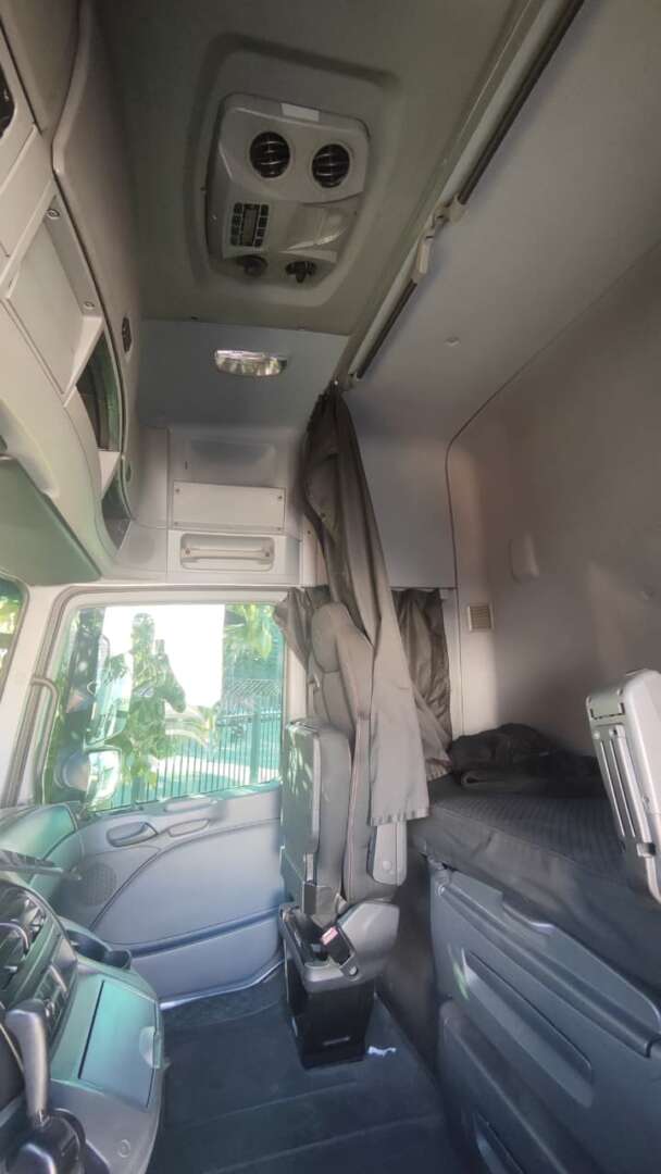 Caminhão MERCEDES BENZ MB 2651 Chassis ANO 2019 de De Nigris em São Paulo