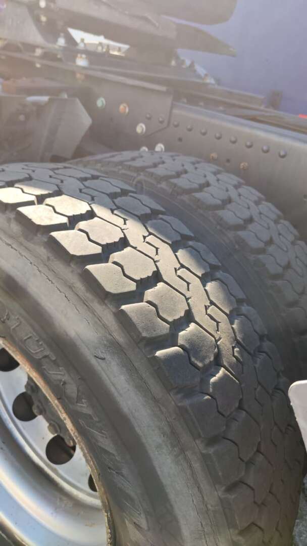 Caminhão MERCEDES BENZ MB 2651 Chassis ANO 2019 de De Nigris em São Paulo