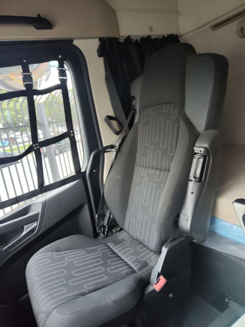 Caminhão MERCEDES BENZ MB 2653 Chassis ANO 2023 de De Nigris em São Paulo