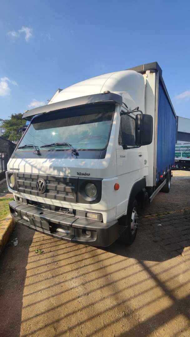 Caminhão VOLKSWAGEN VW 10160 Baú Sider ANO 2016 de De Nigris em São Paulo