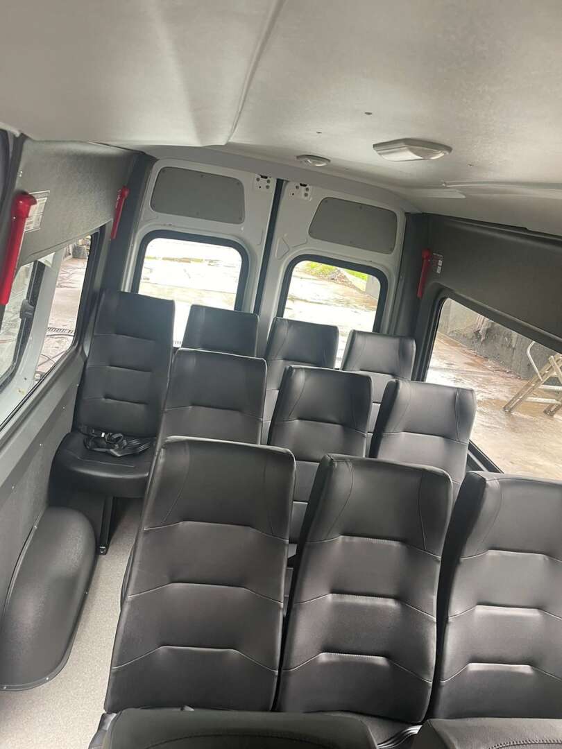 Caminhão MERCEDES BENZ SPRINTER Passageiro ANO 2020 de De Nigris em São Paulo