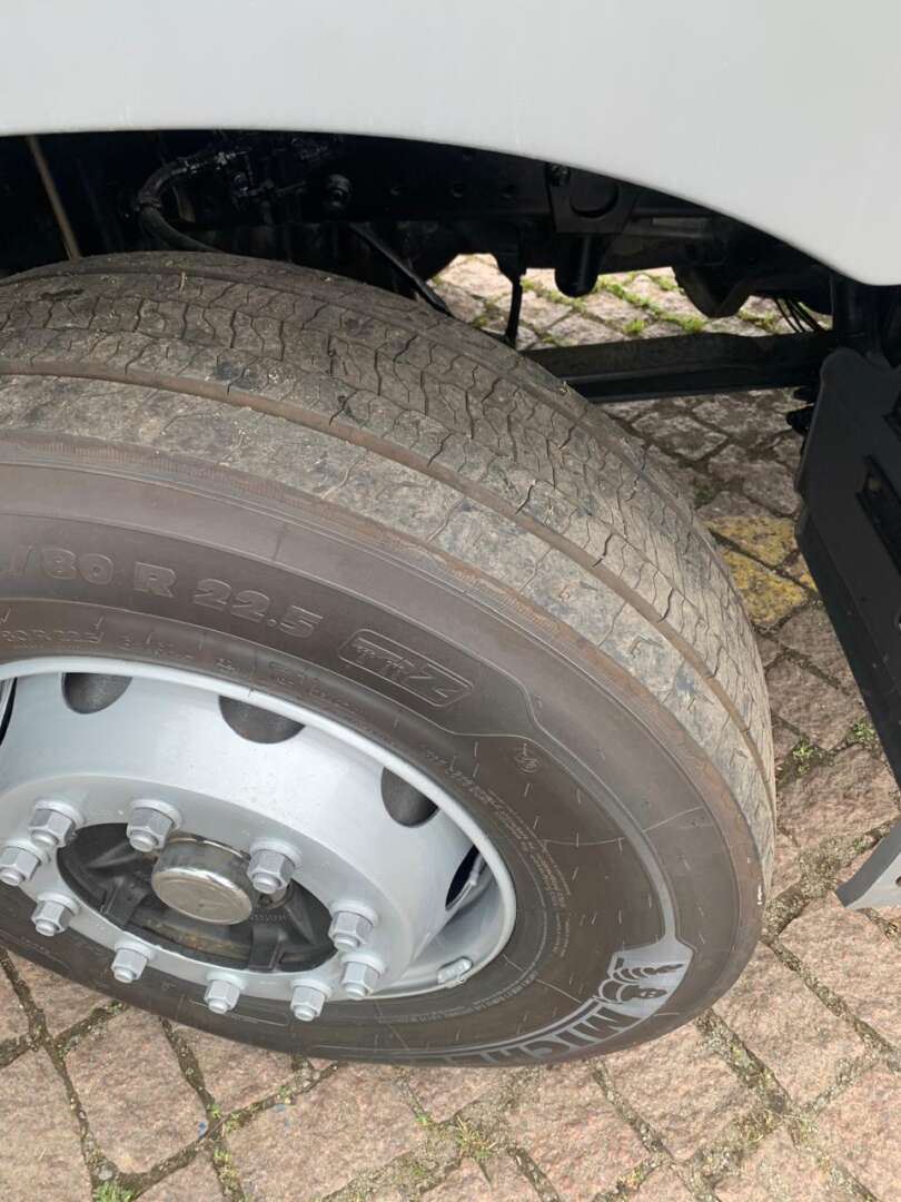Caminhão MERCEDES BENZ MB 2544 Chassis ANO 2013 de De Nigris em São Paulo
