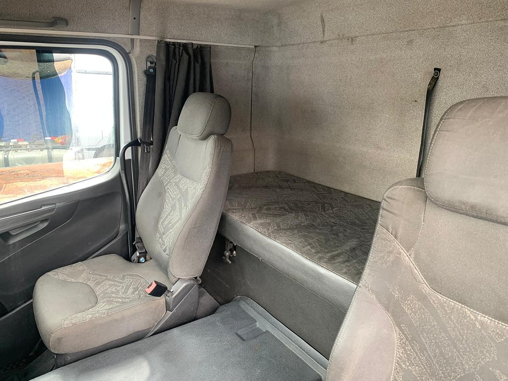 Caminhão MERCEDES BENZ MB 2544 Chassis ANO 2013 de De Nigris em São Paulo