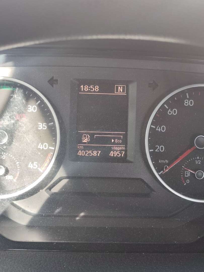 Caminhão VOLKSWAGEN VW 24280 Chassis ANO 2015 de De Nigris em São Paulo