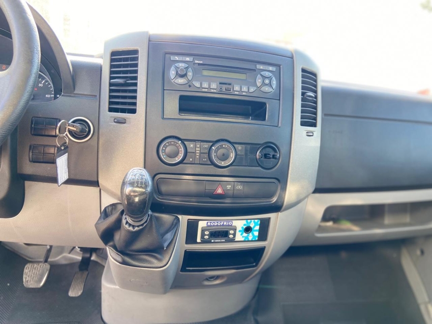 Caminhão MERCEDES BENZ SPRINTER Baú Térmico ANO 2018 de De Nigris em São Paulo