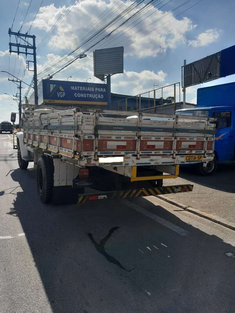 Caminhão FORD F-11000 ANO 1991 Carroceria de Roque de Moraes Caminhões em São Paulo